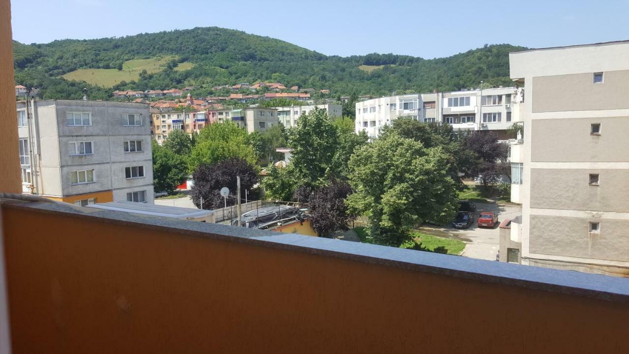 Apartament Victory Orsova Exterior photo